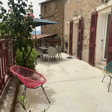 Maison De Caractere Renovee